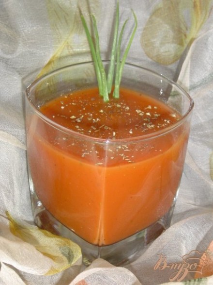 Томатно-апельсиновый напиток