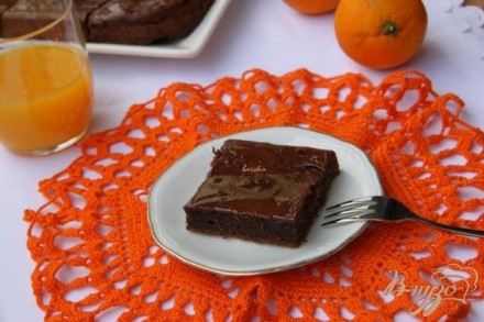 Сметанно-шоколадный кекс с апельсиновой глазурью