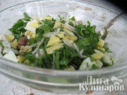 Зеленый салат с фасолью