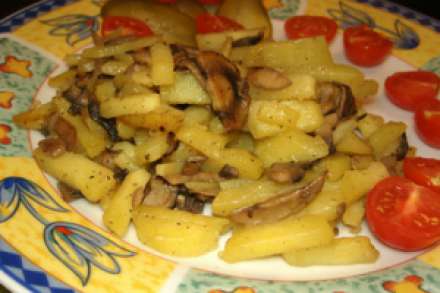 Жареная картошка с шампиньонами