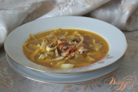 Суп с яичными блинчиками на курином бульоне