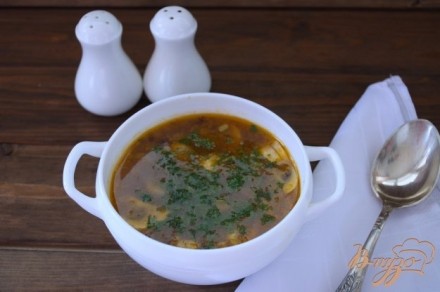 Вкусный грибной суп с томатом