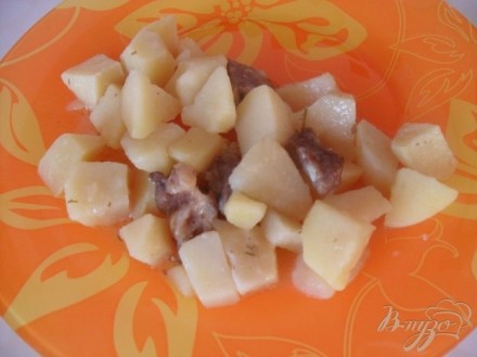 Картофель тушенный со свининой
